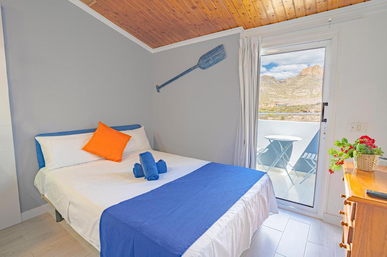 Hostel Neon Tenerife Guaza エクステリア 写真
