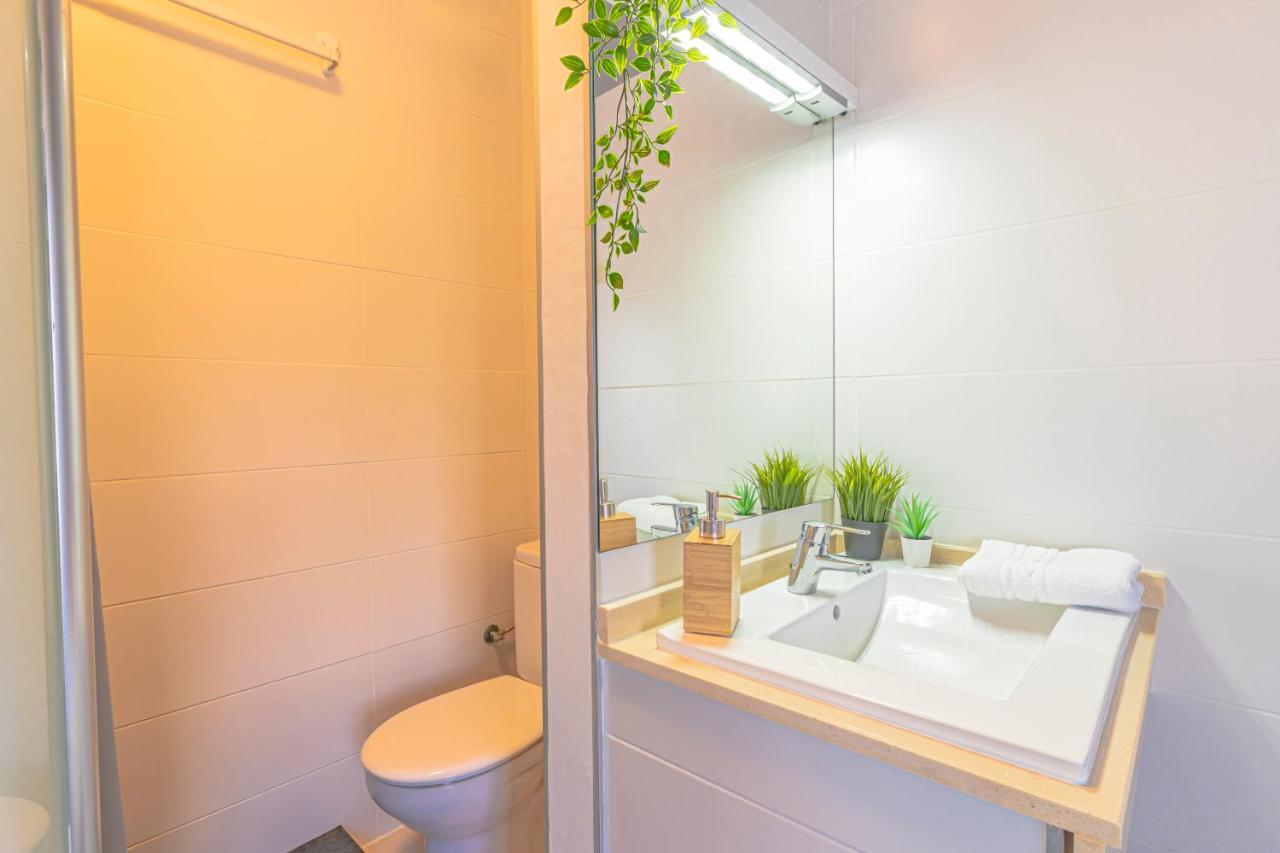 Hostel Neon Tenerife Guaza エクステリア 写真