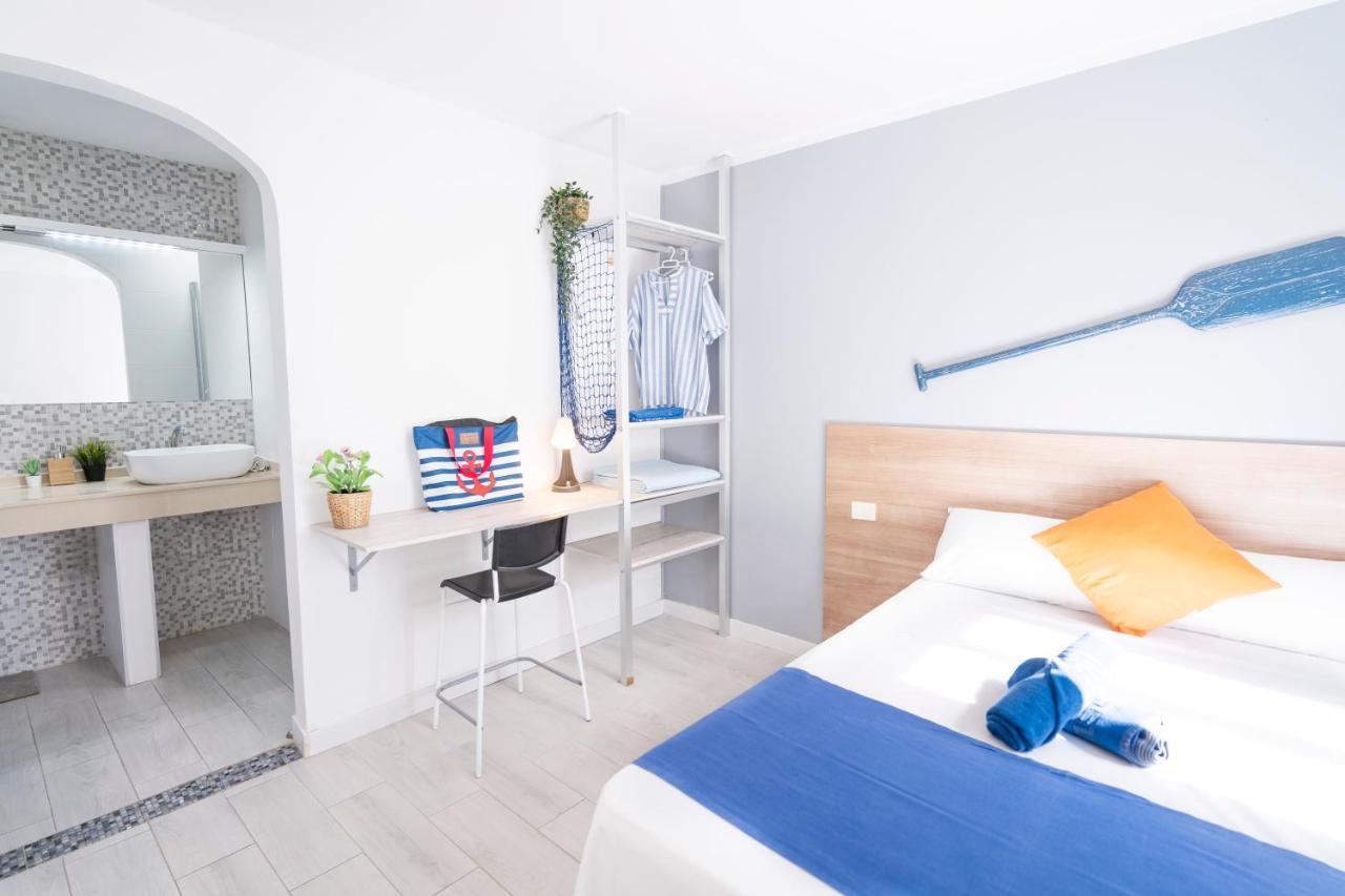 Hostel Neon Tenerife Guaza エクステリア 写真